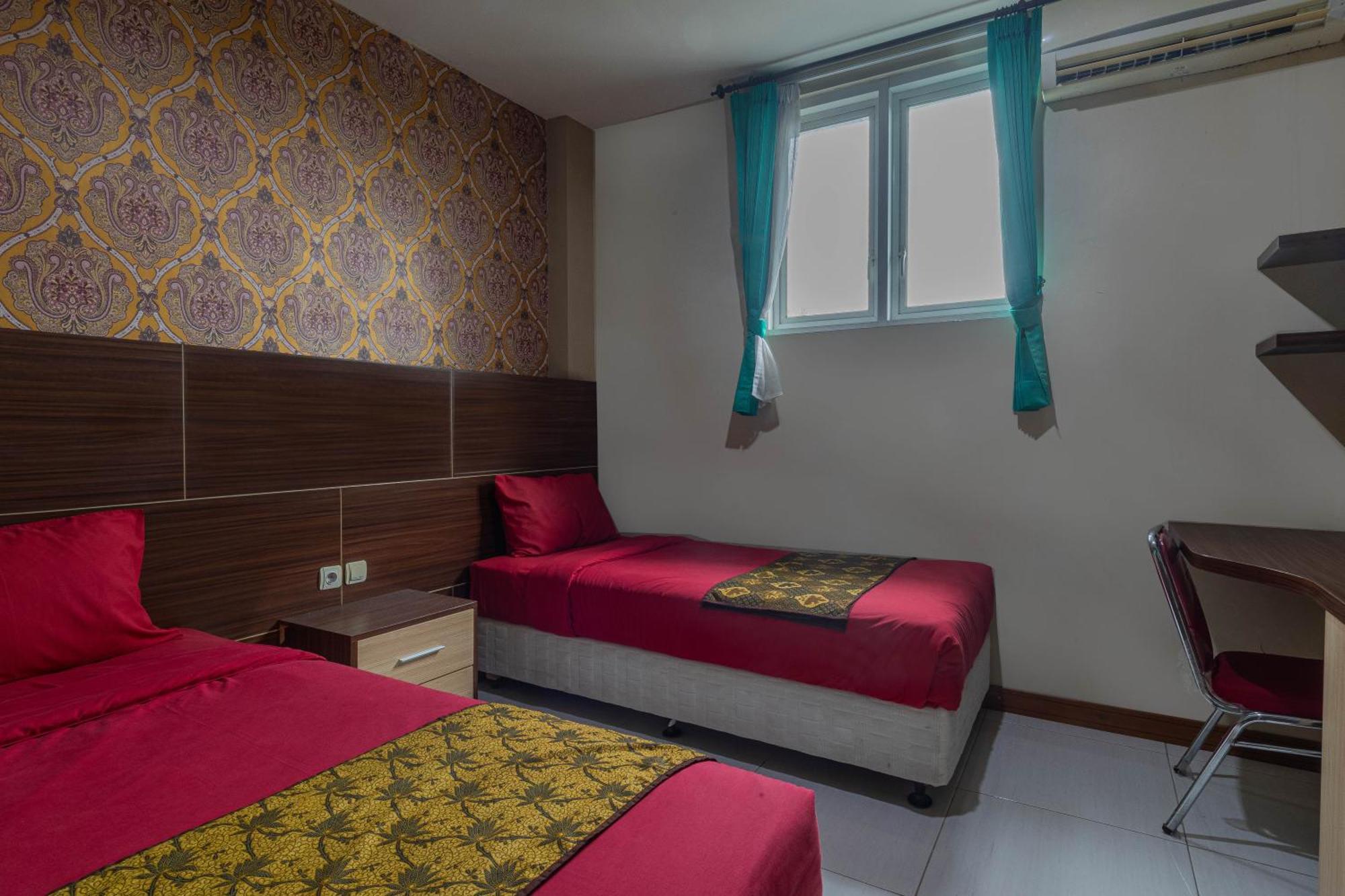 Dmadinah Gentan Hotel