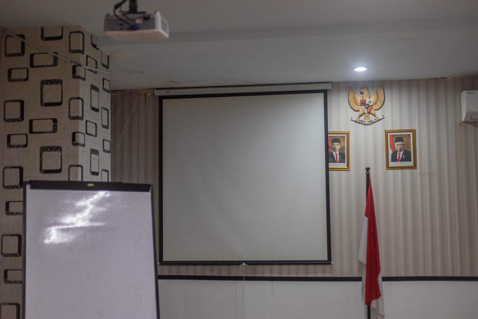 Dmadinah Gentan Hotel *
