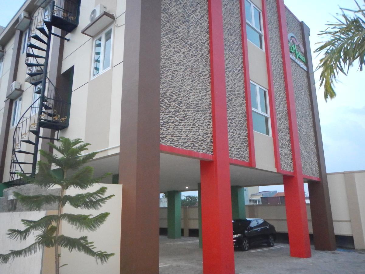 Dmadinah Gentan Hotel *